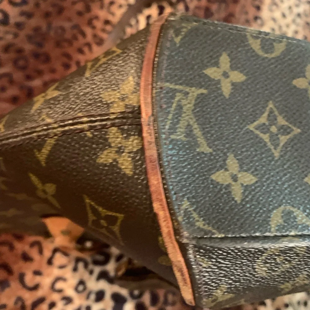 Louis Vuitton Brown and Tan Monogram Bag